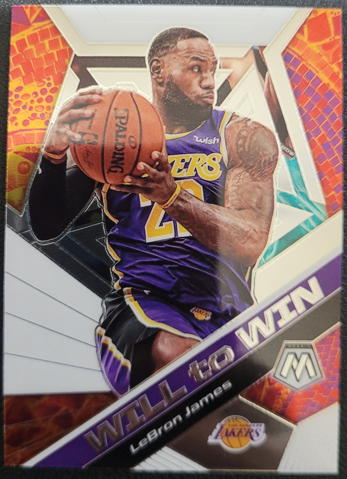 2019-20 Panini Mosaic #7 LeBron James Will to Win