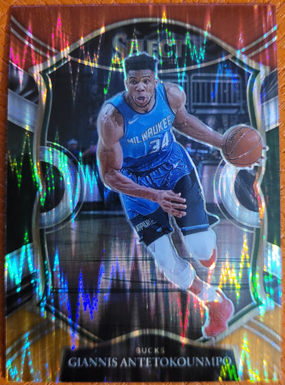 2020-21 Panini Select #54 Giannis Antetokounmpo Disco Prizms