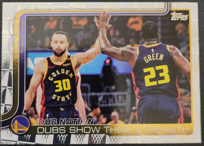 2025-26 Topps #291 Dubs Nation: Dubs Show Their Strength Season Tip Off