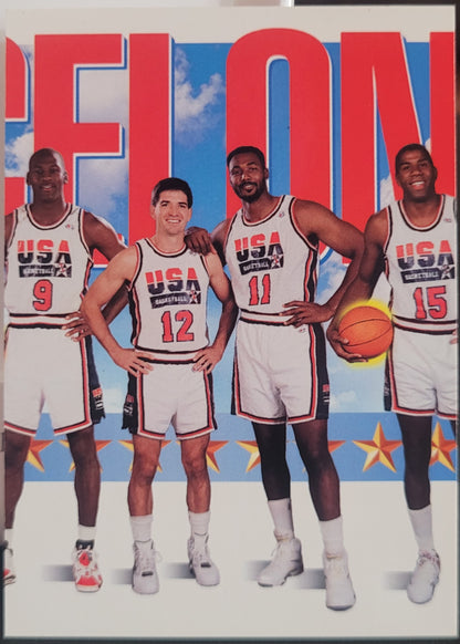 1991-92 SkyBox #545 Michael Jordan & Team USA