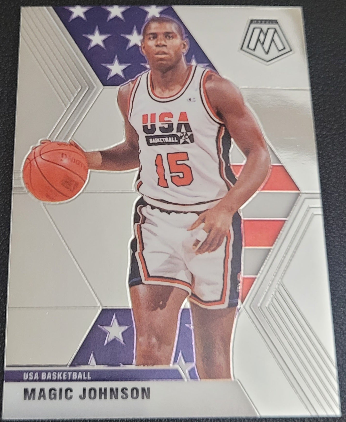 2019-20 Panini Mosaic #255 Magic Johnson Silver Prizm