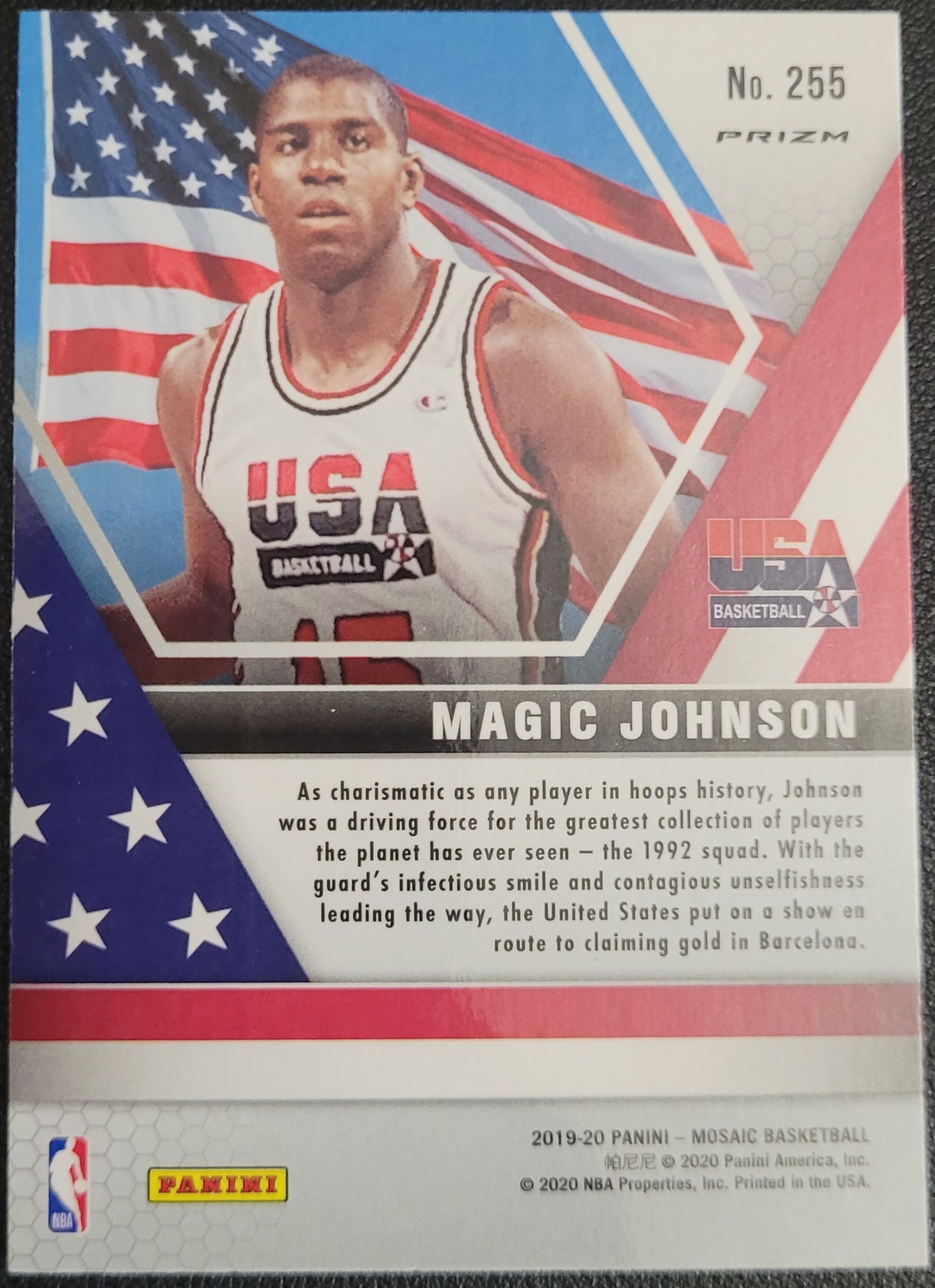 2019-20 Panini Mosaic #255 Magic Johnson Camo Pink