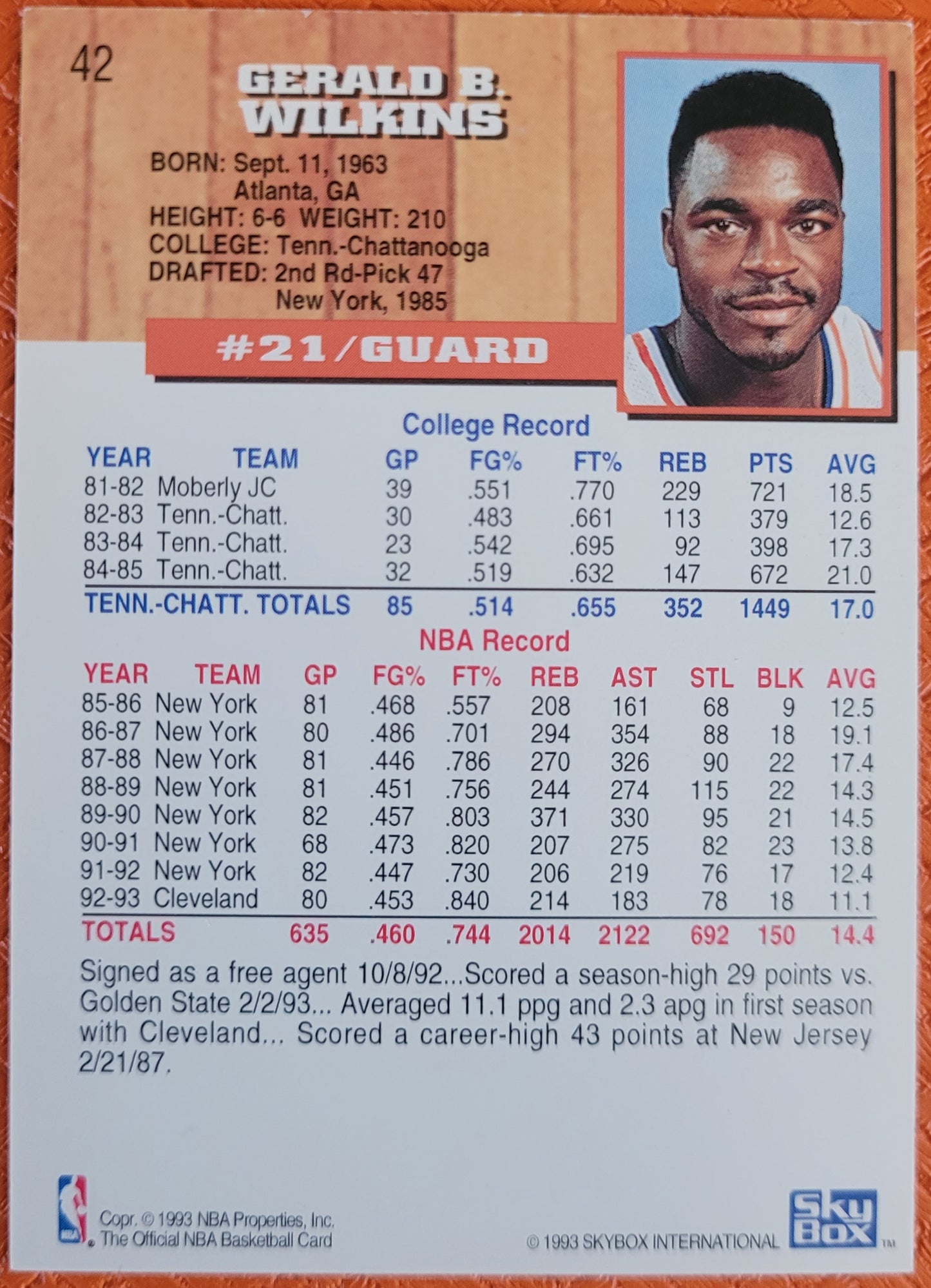 1993-94 Hoops #42 Gerald Wilkins Fifth Anniversary Gold