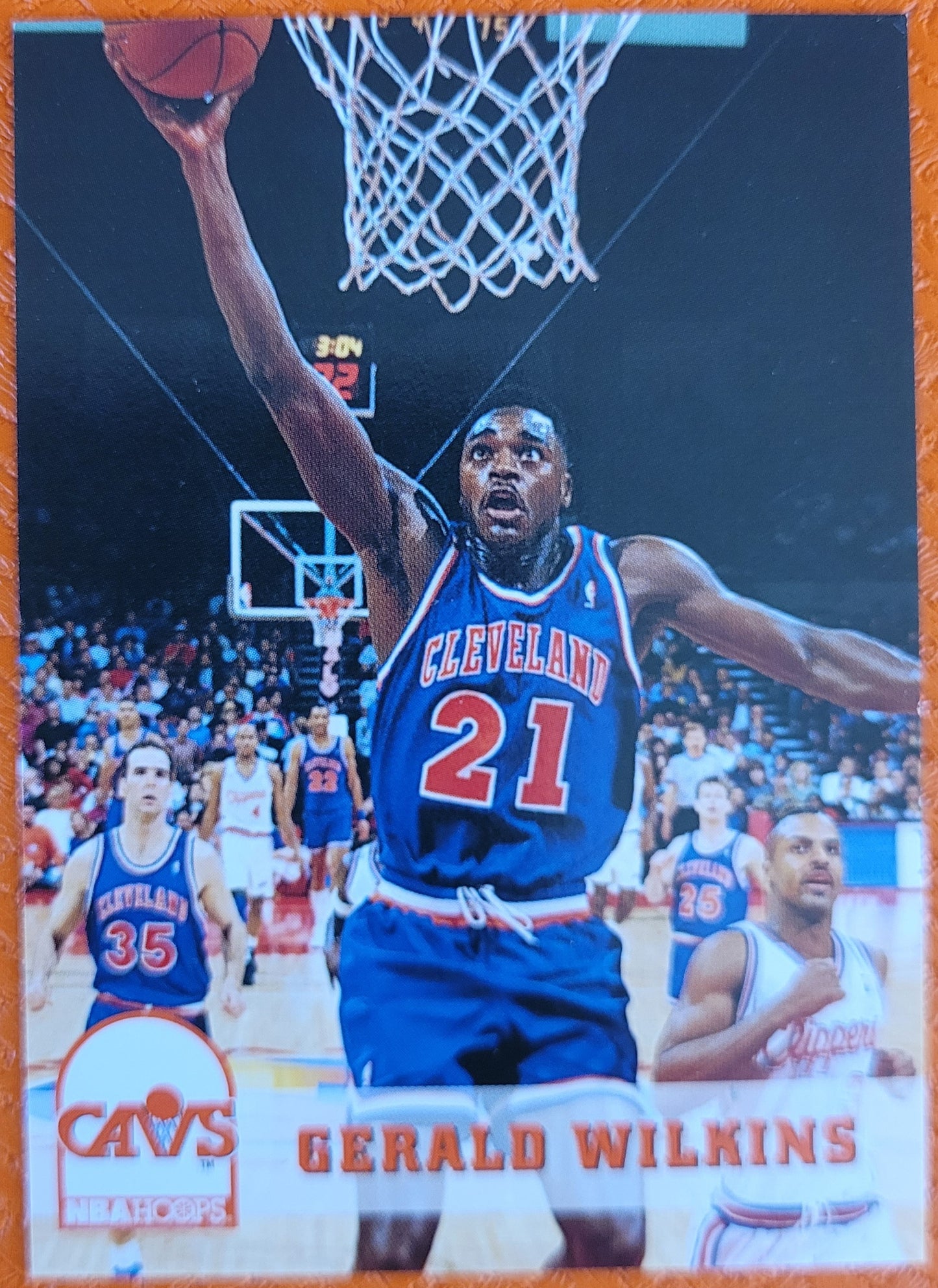 1993-94 Hoops #42 Gerald Wilkins Fifth Anniversary Gold