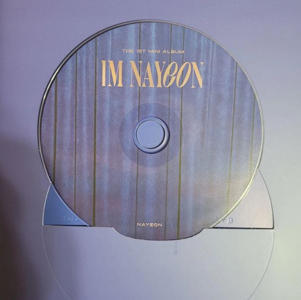 NAYEON - IM NAYEON, 1st Mini Album ( NA Ver.) - Bonus Pack - New (sealed)