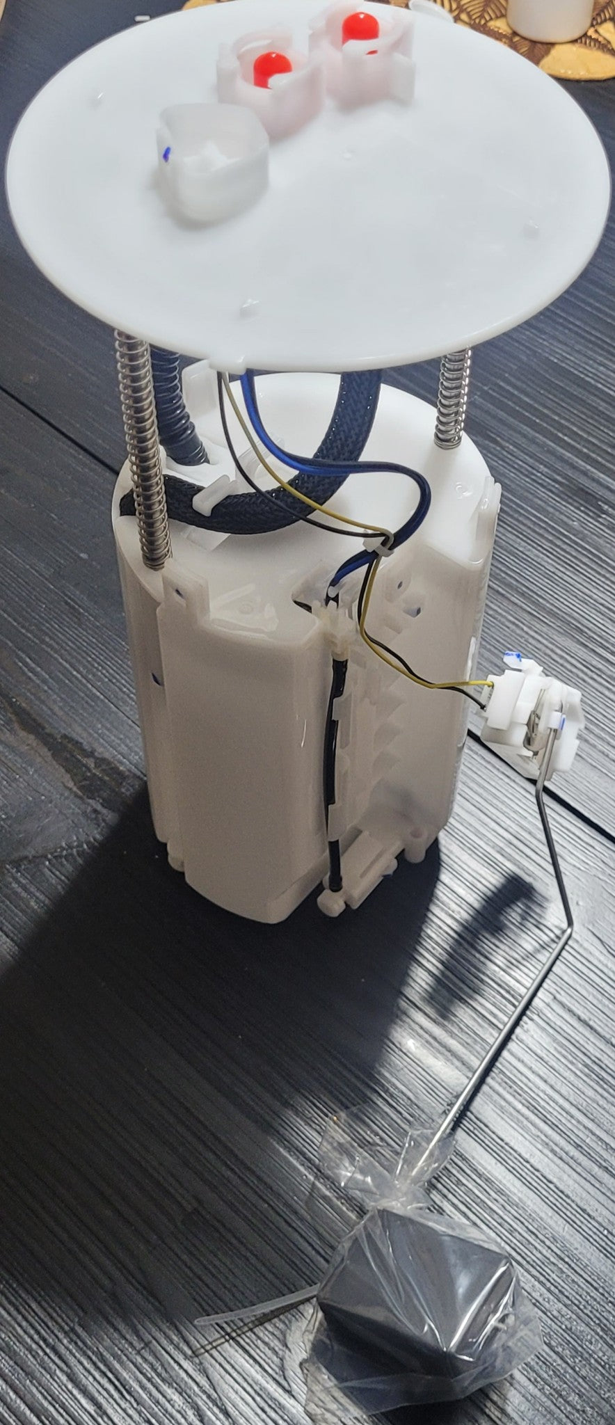 Fuel Pump Assembly 77020-0K150, 1 Pc For Toyota Fortuner 2008-2016, Brand New!