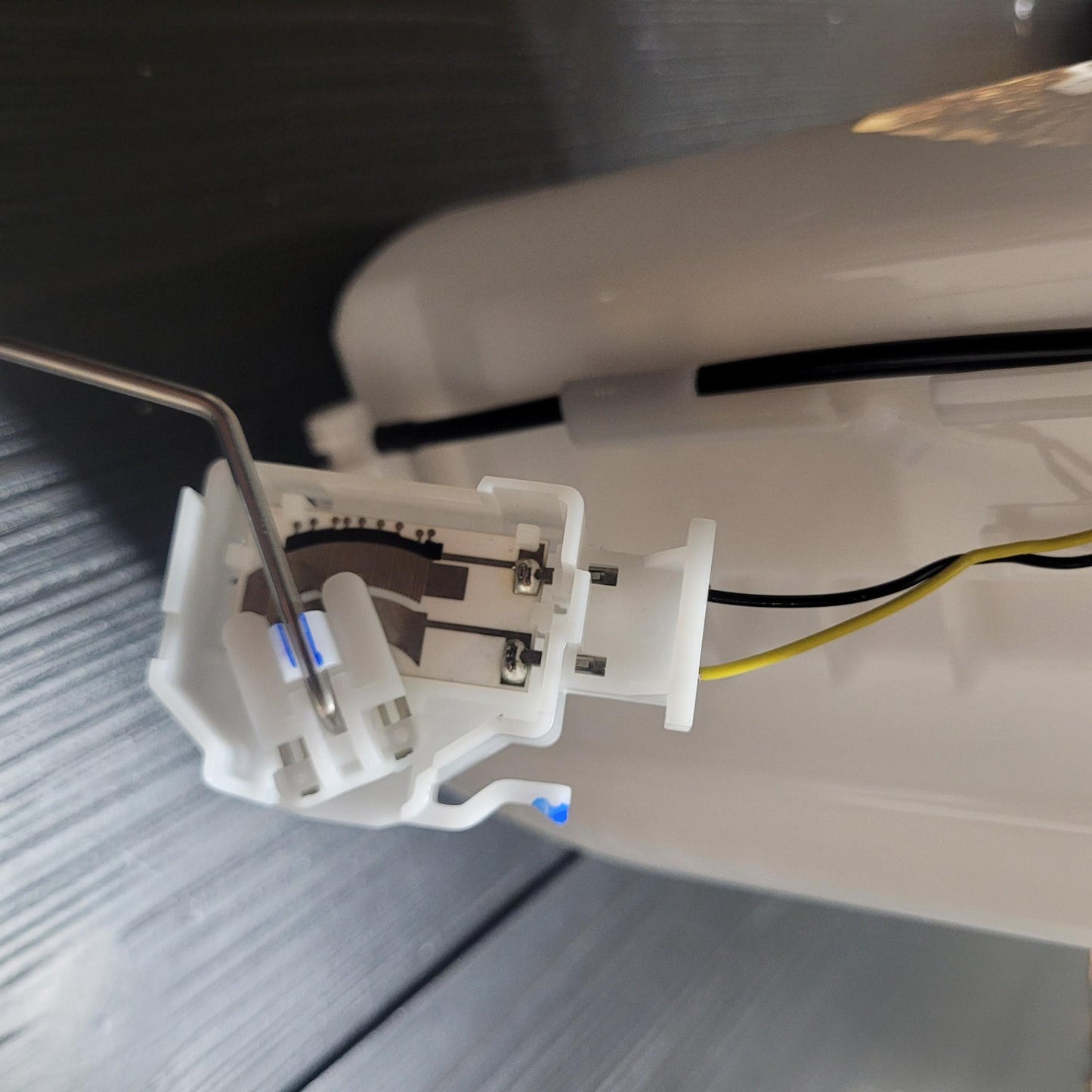 Fuel Pump Assembly 77020-0K150, 1 Pc For Toyota Fortuner 2008-2016, Brand New!