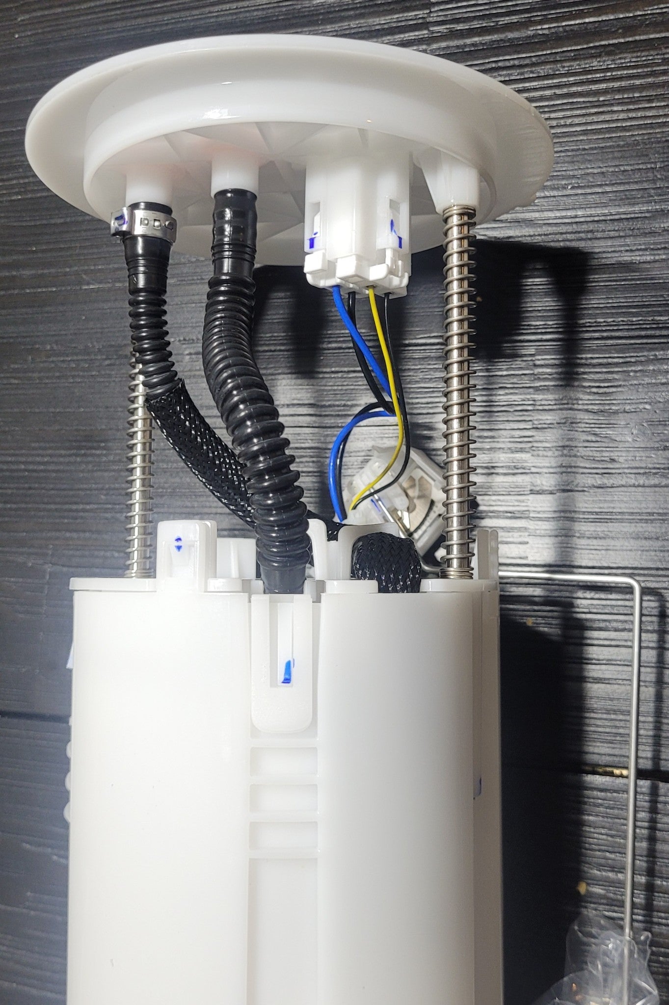 Fuel Pump Assembly 77020-0K150, 1 Pc For Toyota Fortuner 2008-2016, Brand New!