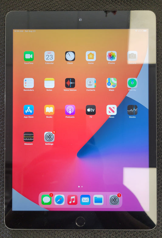 Apple iPad 7th Gen, 32gb, Unlocked - Space Gray - WiFi & Cellular